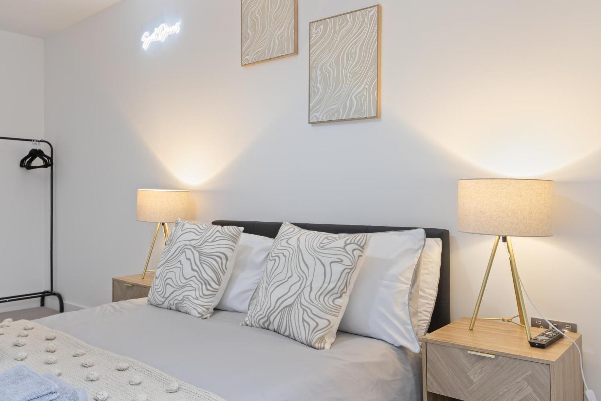 Apartment Elegant Flat - Sleeps 5 - Gym