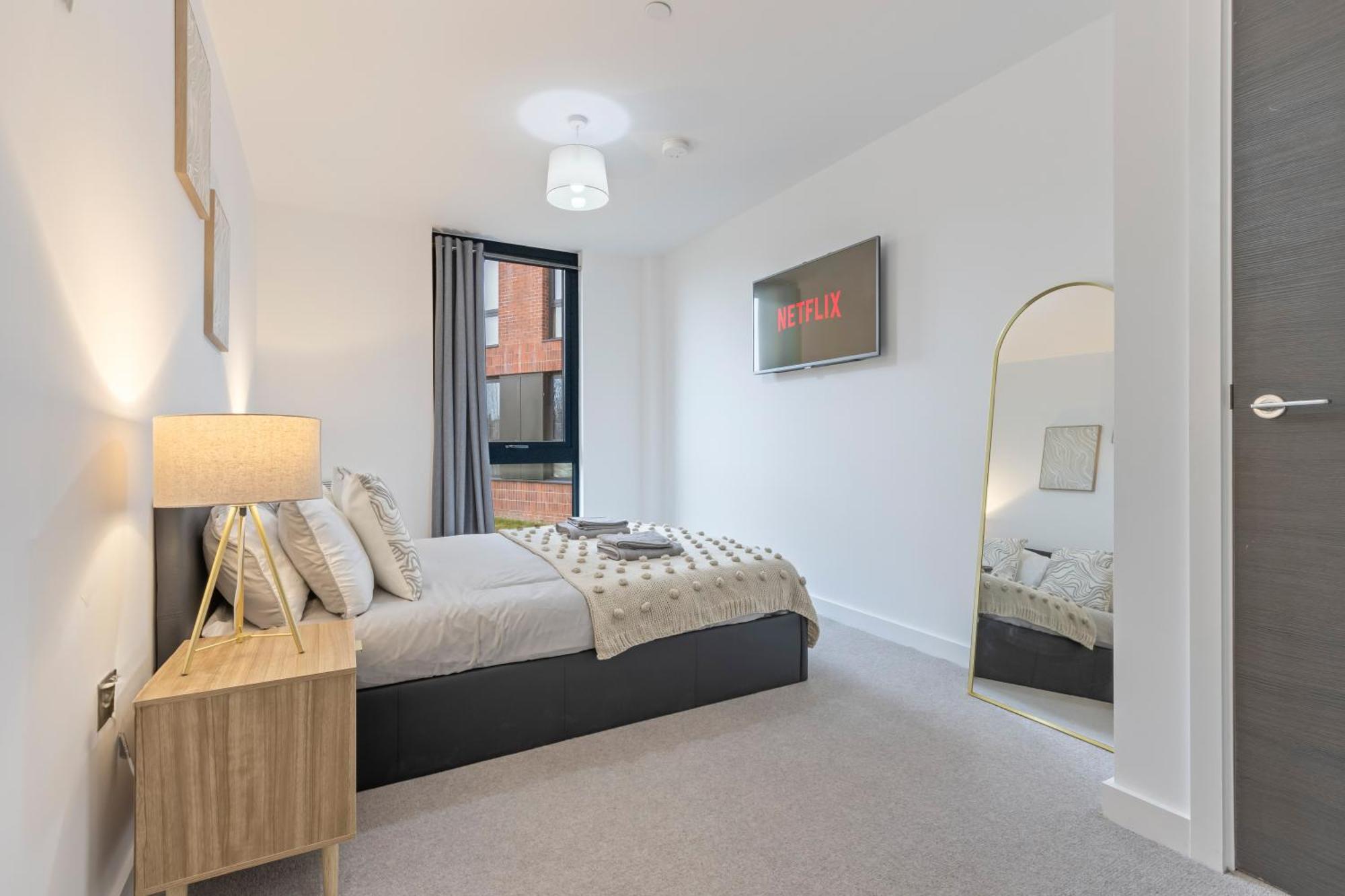 Elegant Flat - Sleeps 5 - Gym Apartment